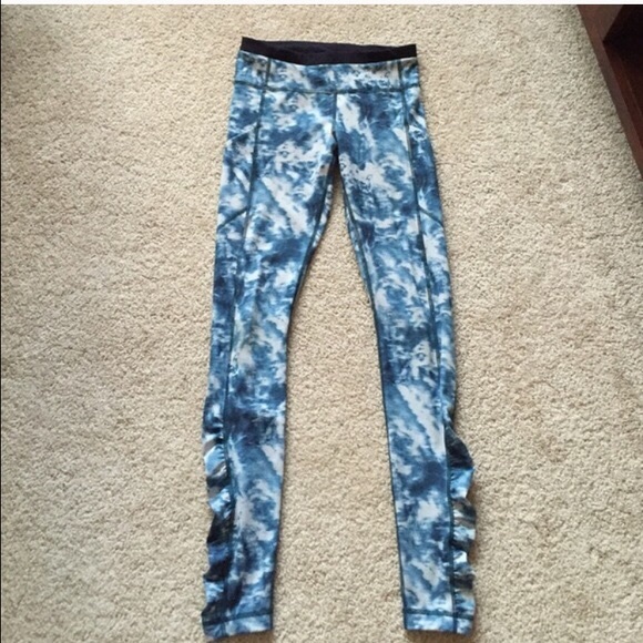 Lululemon speed tight 6 - Picture 3 of 3